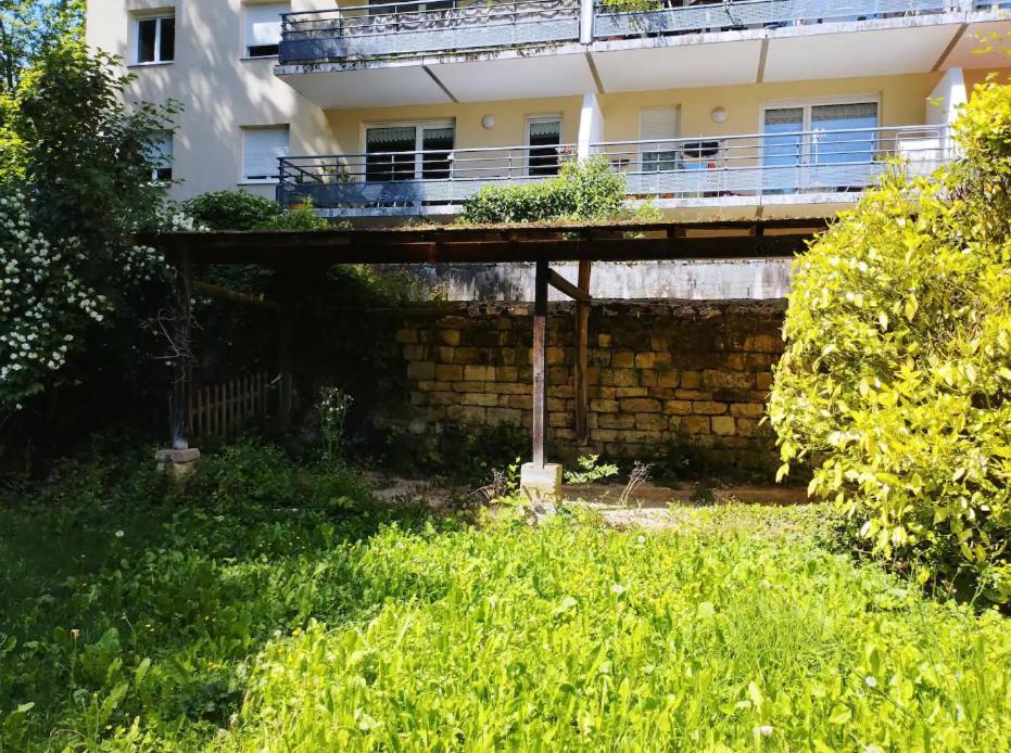 Les Glycines, Un Air De Campagne A La Apartment
